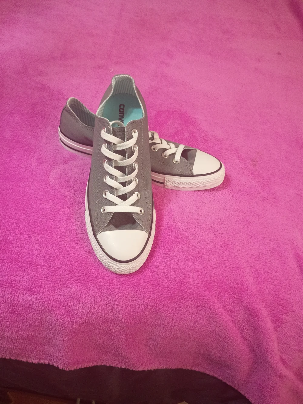 Converse Low Top Sneakers Gray with White Toe - Picture 2 of 5